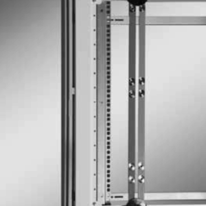 Шина питания с изоляторами 4 40-47U